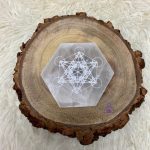 Placa Hexagonal Cubo de Metatron de Selenita